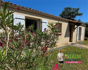 maison detachee à la vente -   85430  AUBIGNY LES CLOUZEAUX, surface 92 m2 vente maison detachee - UBI480643445